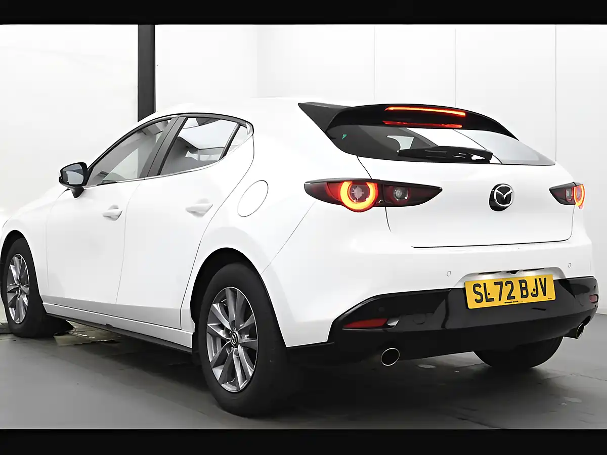 Used 2022 Mazda 3 Se-L Lux White - Interior and Exterior details 6