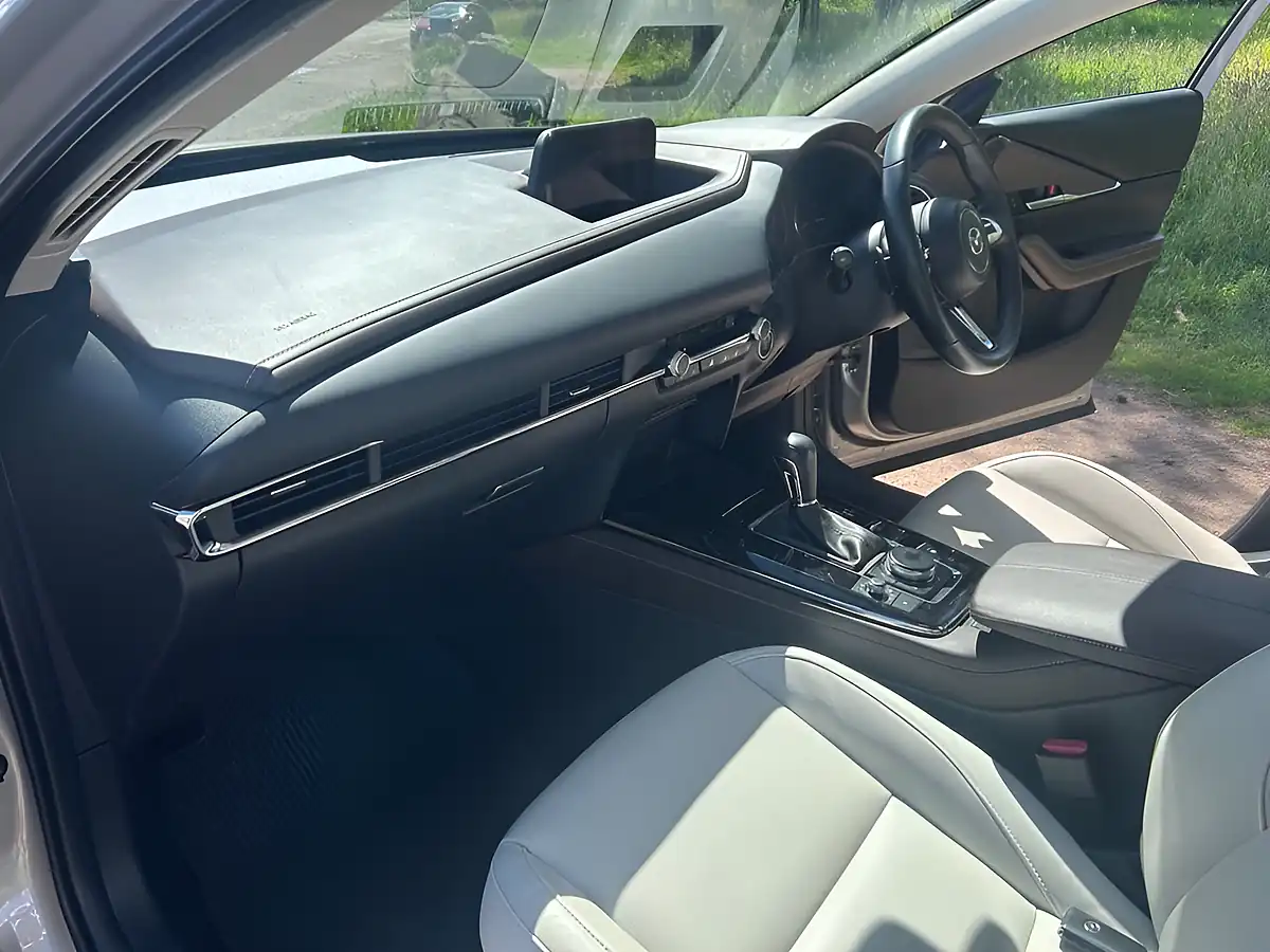 Used 2022 Mazda CX-30 GT Sport Tech Silver - Interior and Exterior details 15