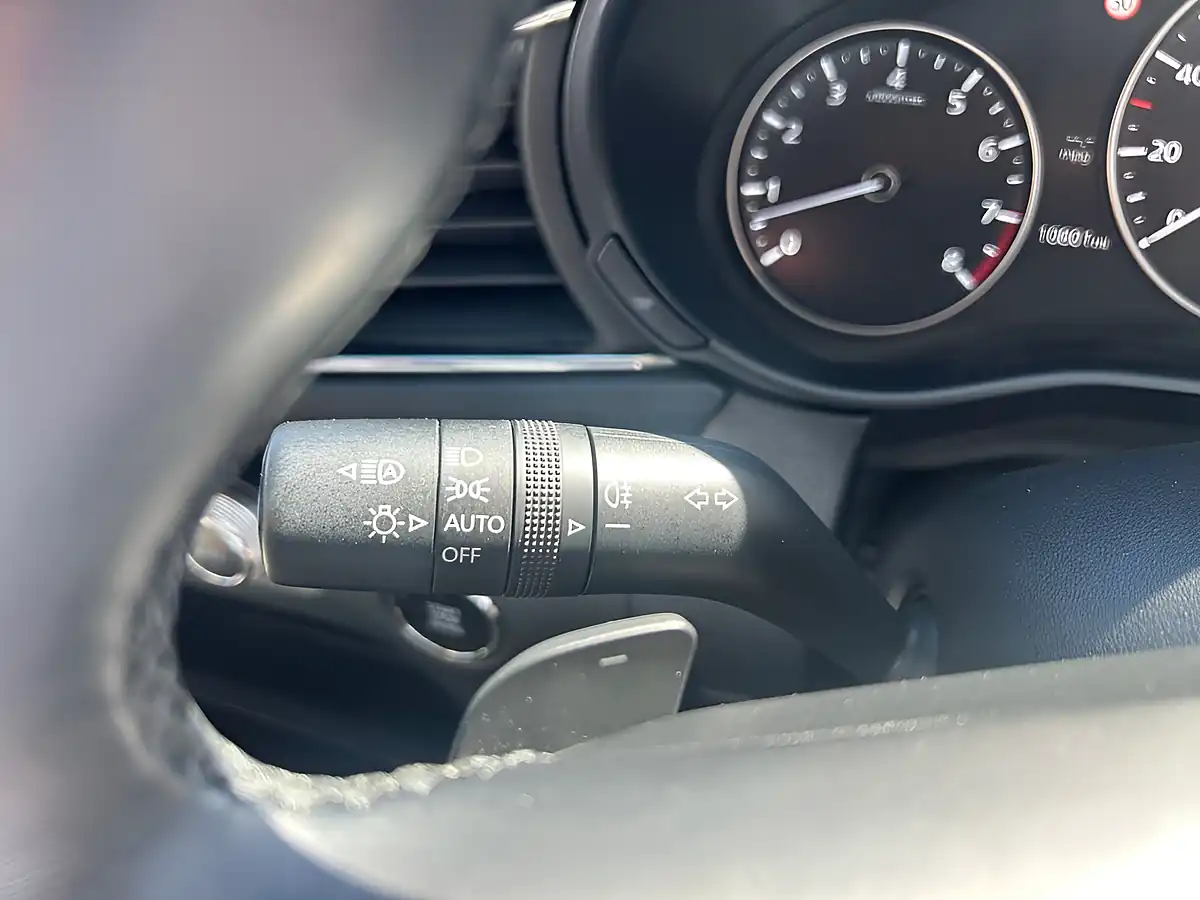 Used 2022 Mazda CX-30 GT Sport Tech Silver - Interior and Exterior details 19