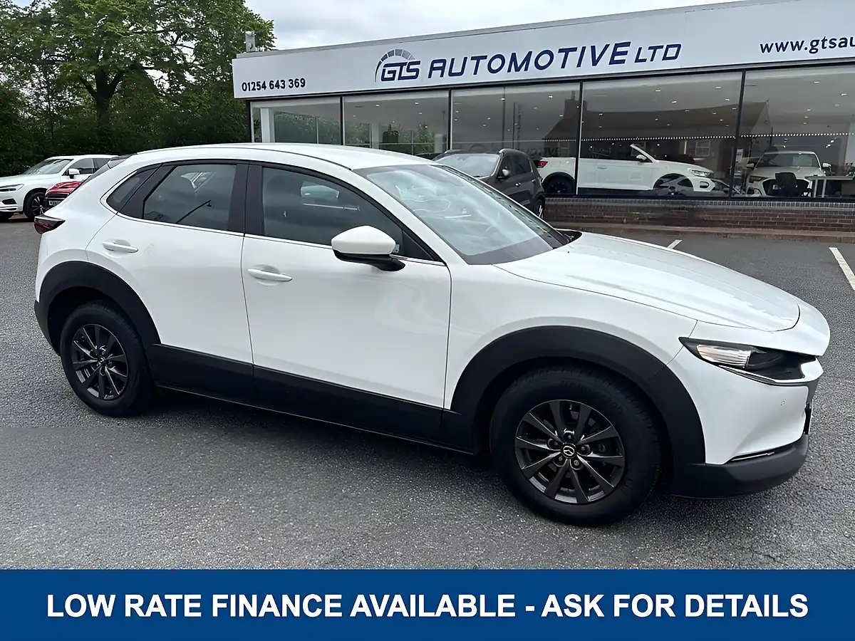 Used 2022 Mazda CX-30 Se-L Lux Artic White - Front View