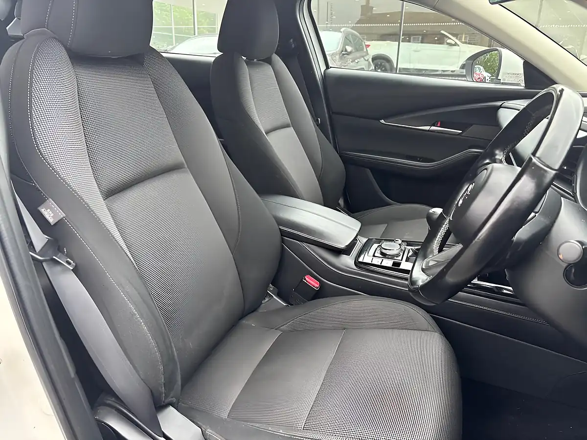 Used 2022 Mazda CX-30 Se-L Lux Artic White - Interior and Exterior details 3