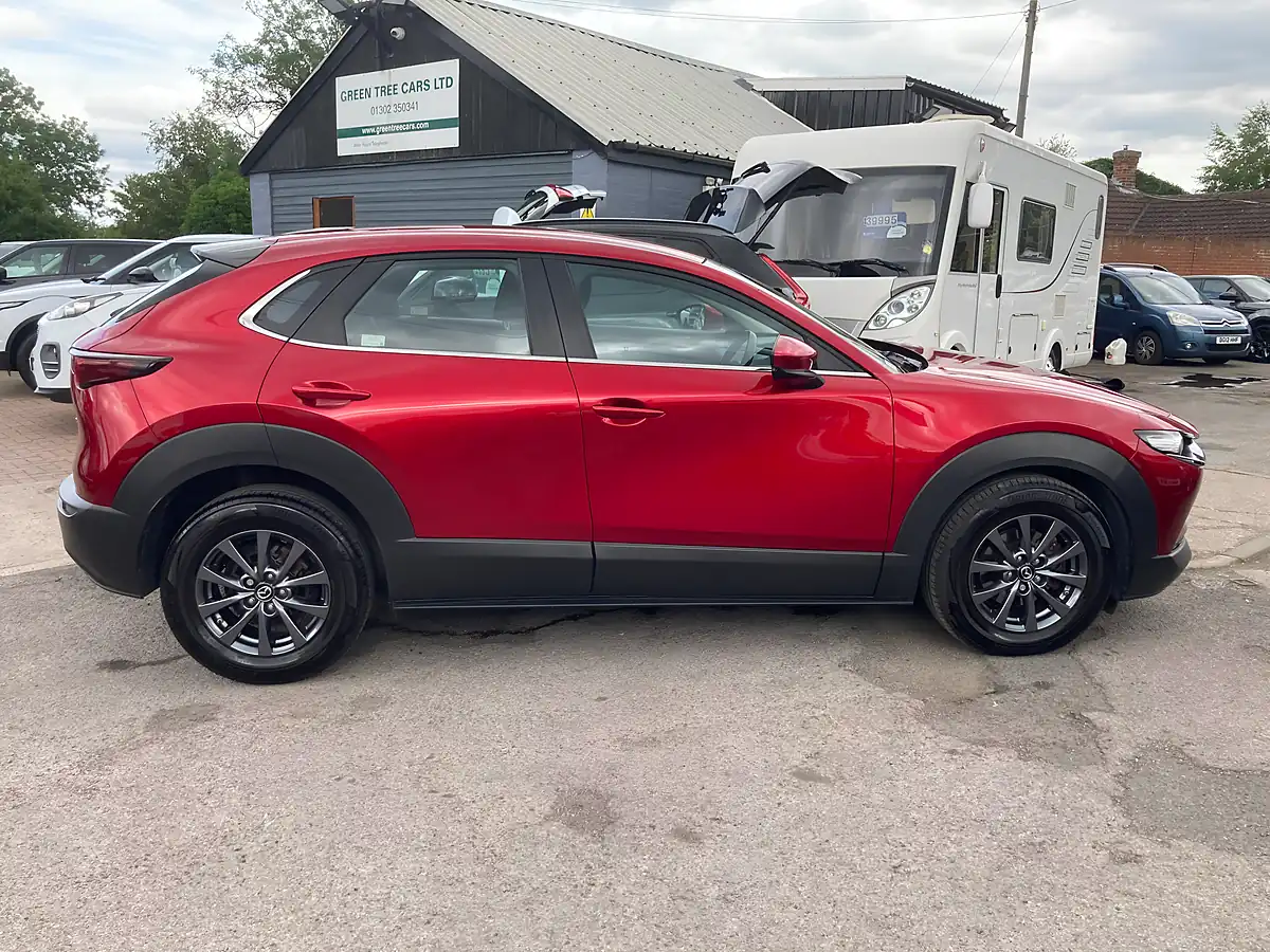 Used 2022 Mazda CX-30 Se-L Lux Red - Interior and Exterior details 5