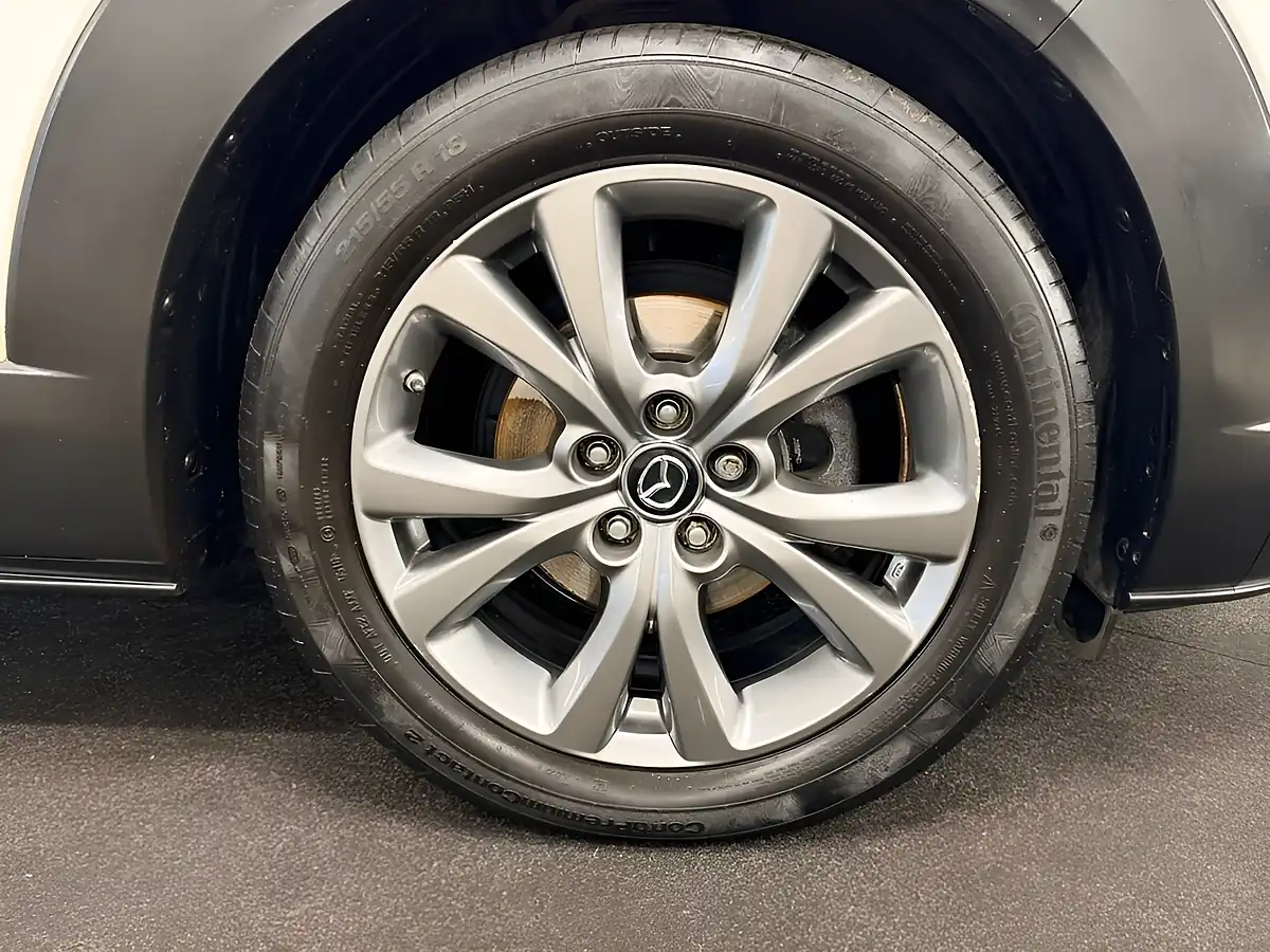Used 2022 Mazda CX-30 Sport Lux Arctic White - Interior and Exterior details 13