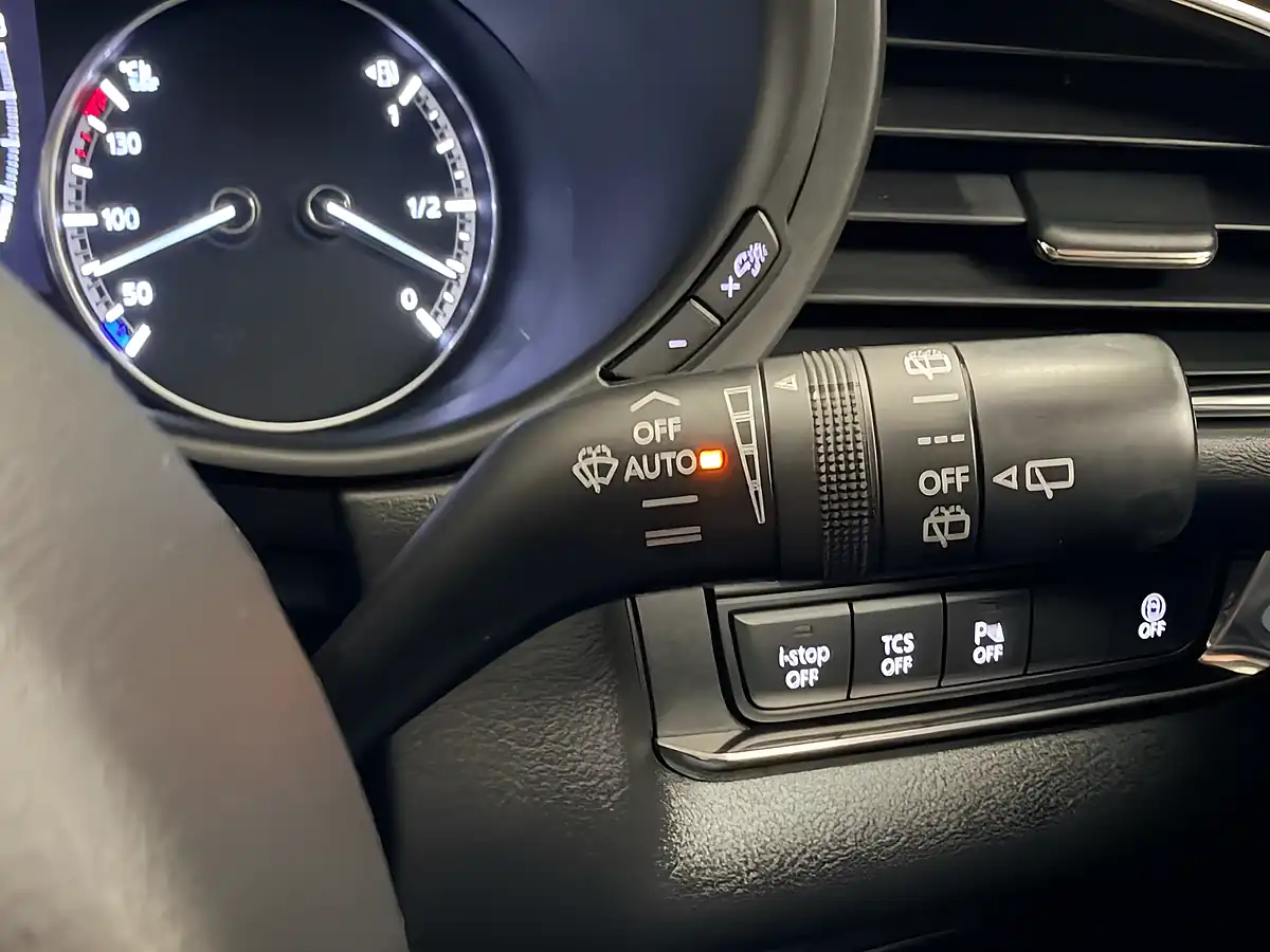 Used 2022 Mazda CX-30 Sport Lux Arctic White - Interior and Exterior details 18