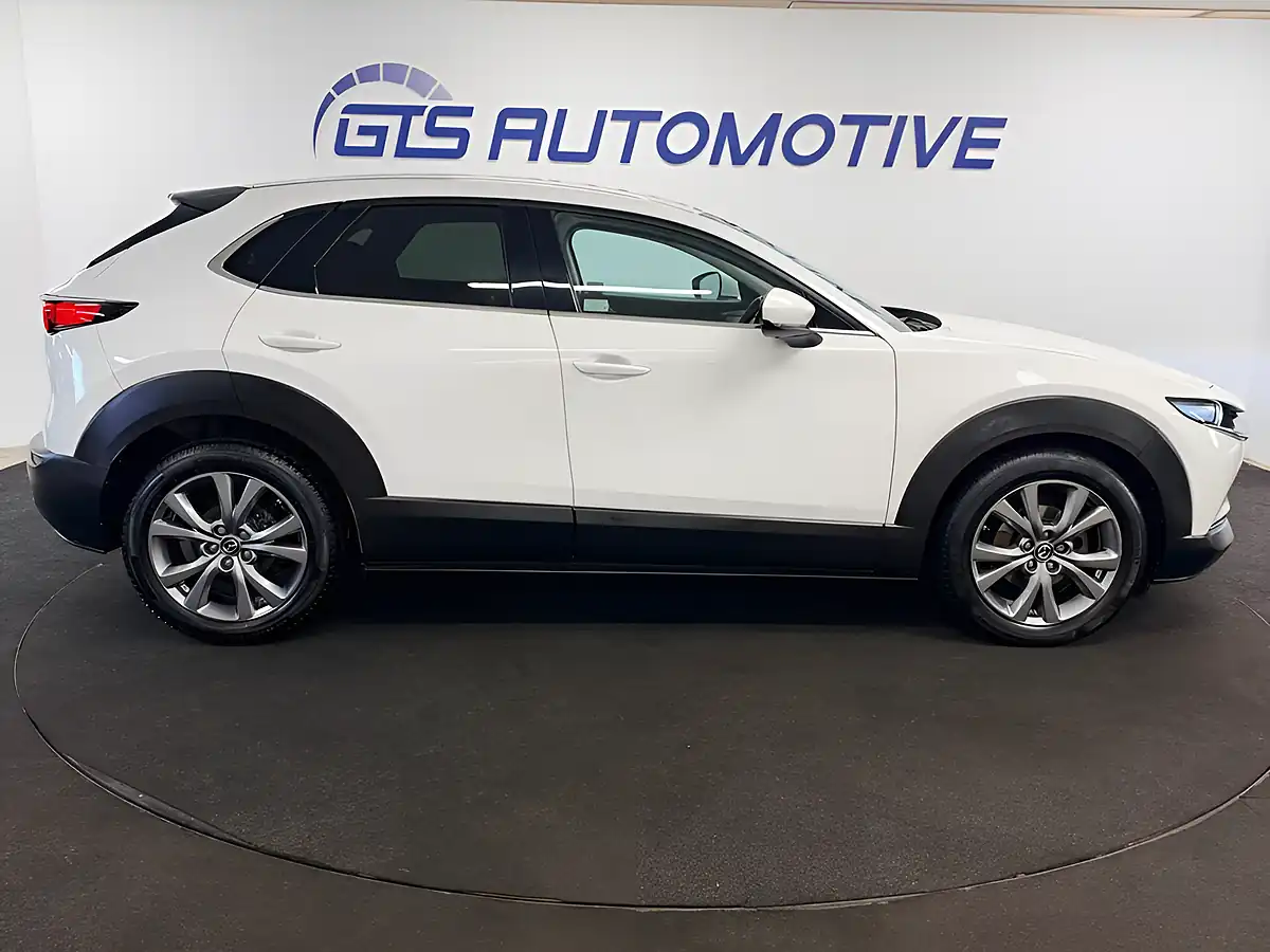 Used 2022 Mazda CX-30 Sport Lux Arctic White - Interior and Exterior details 6