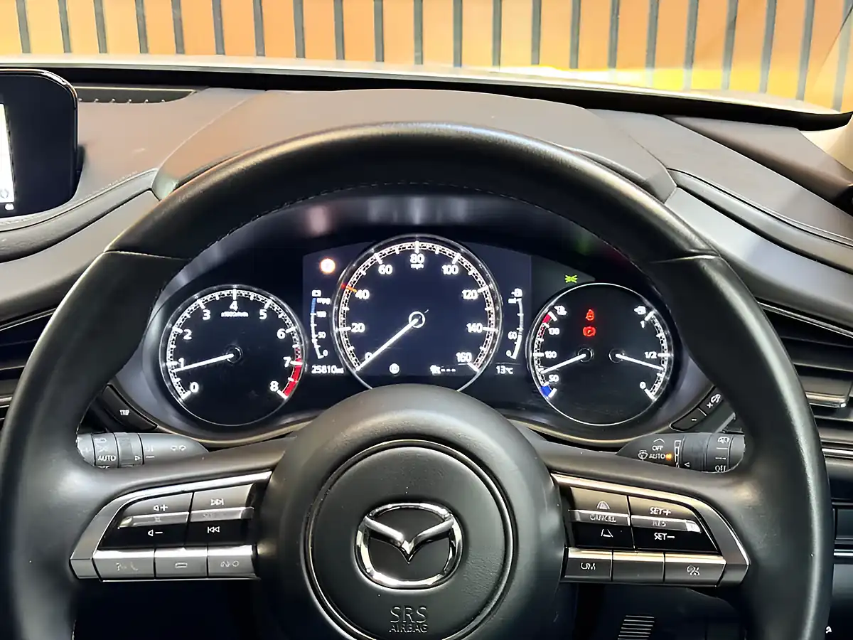 Used 2022 Mazda CX-30 Sport Lux Arctic White - Interior and Exterior details 11