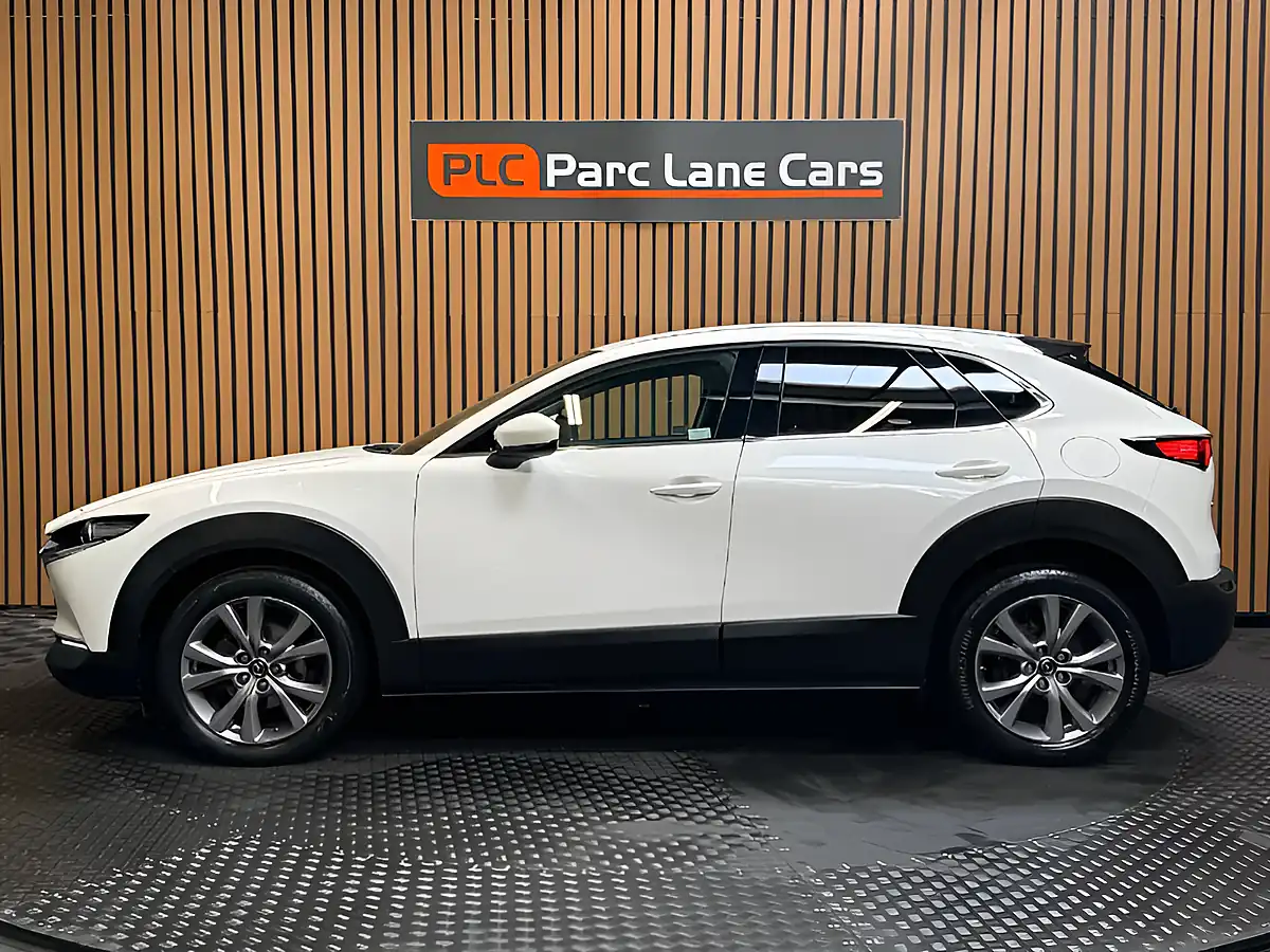 Used 2022 Mazda CX-30 Sport Lux Arctic White - Interior and Exterior details 4