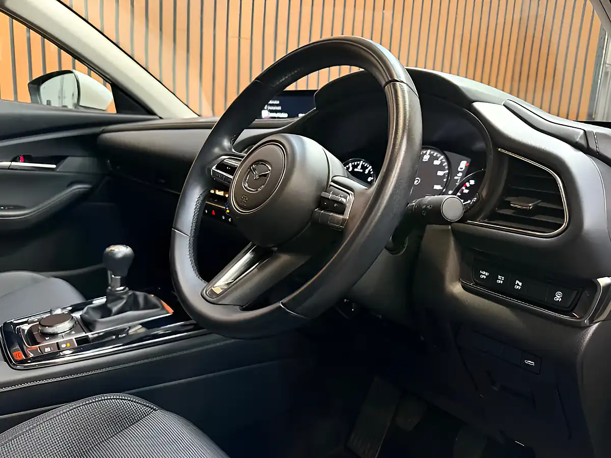 Used 2022 Mazda CX-30 Sport Lux Arctic White - Interior and Exterior details 9