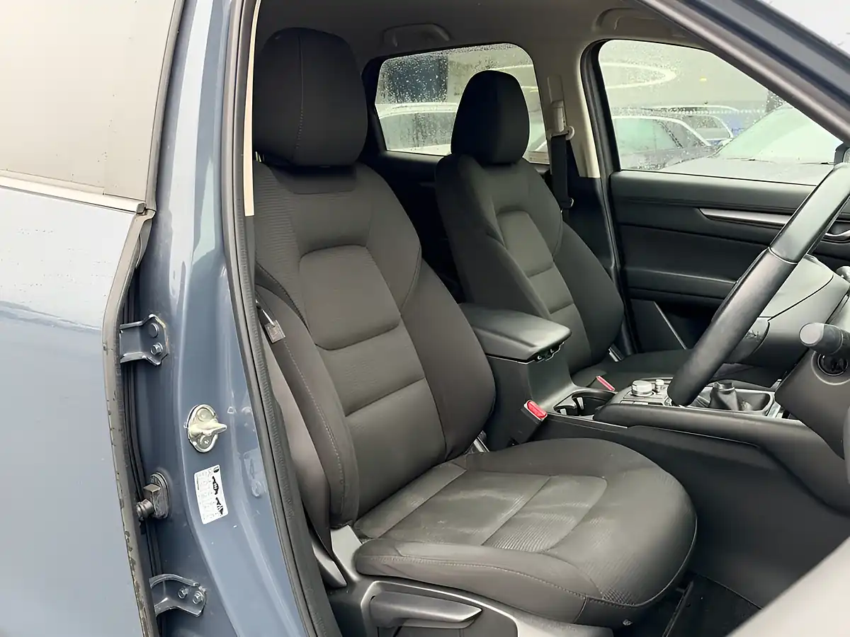 Used 2022 Mazda CX-5 Se-L Machine Grey - Interior and Exterior details 3