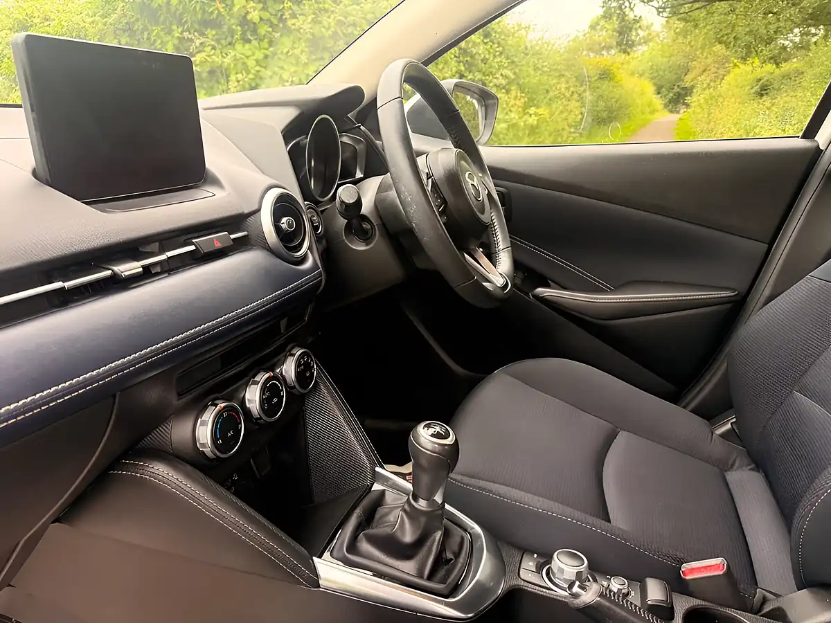 Used 2022 Mazda Mazda2 Sport White - Interior and Exterior details 10