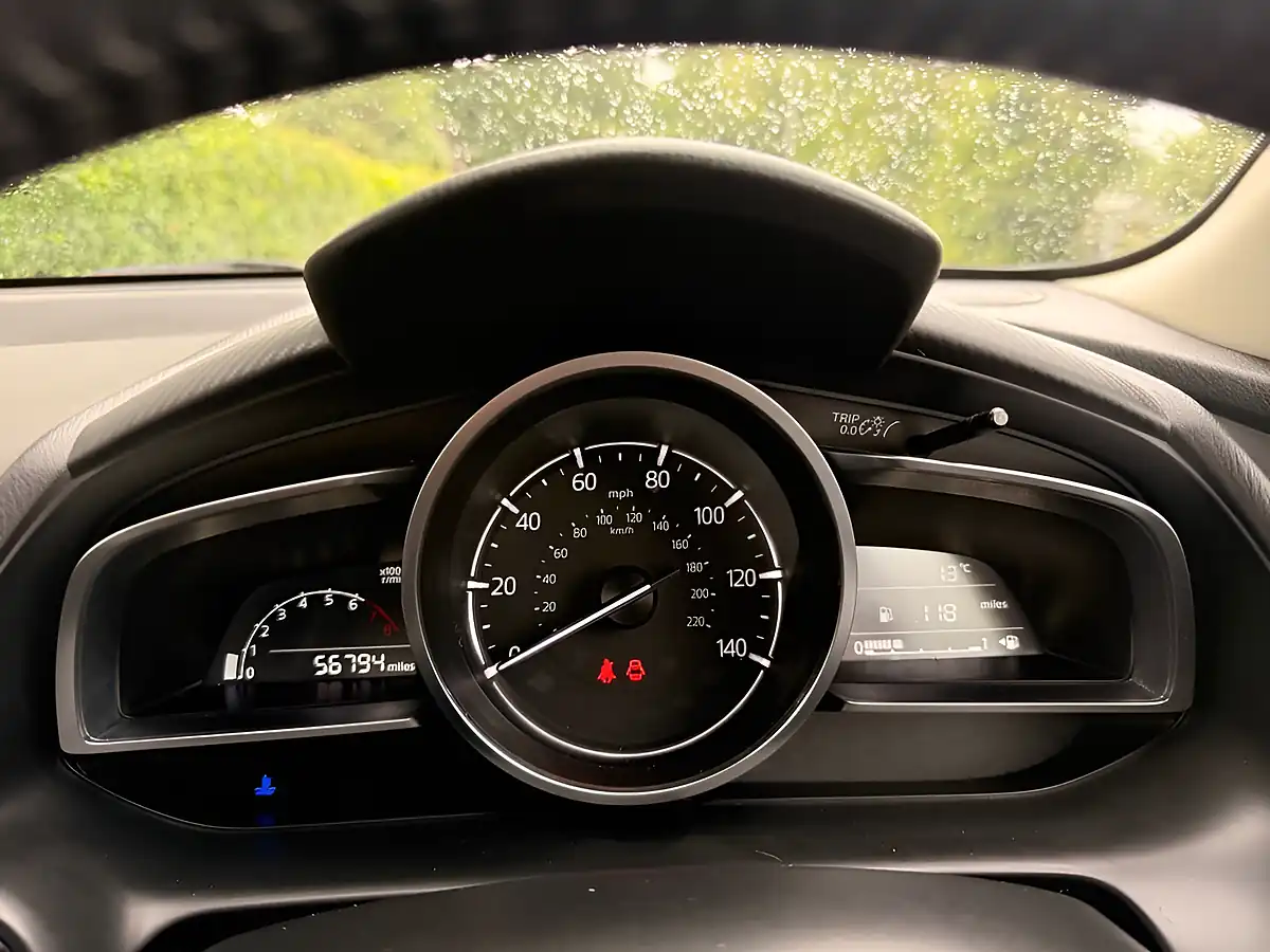 Used 2022 Mazda Mazda2 Sport White - Interior and Exterior details 14