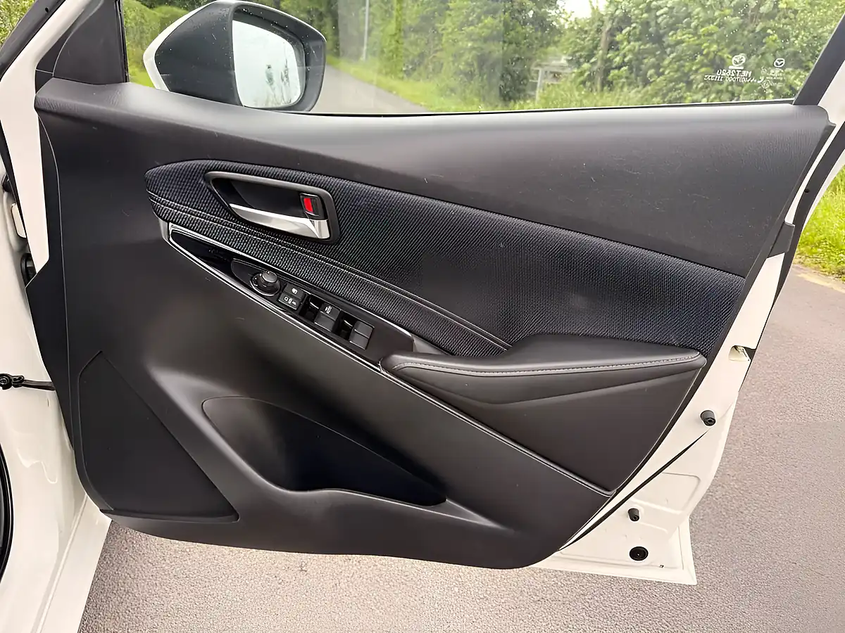 Used 2022 Mazda Mazda2 Sport White - Interior and Exterior details 19