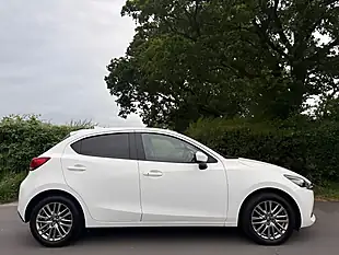 Used 2022 Mazda Mazda2 Sport White - Interior and Exterior details 5