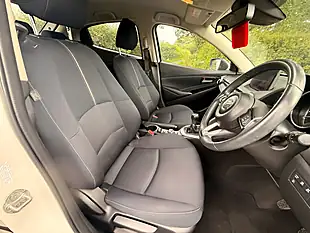 Used 2022 Mazda Mazda2 Sport White - Interior and Exterior details 9