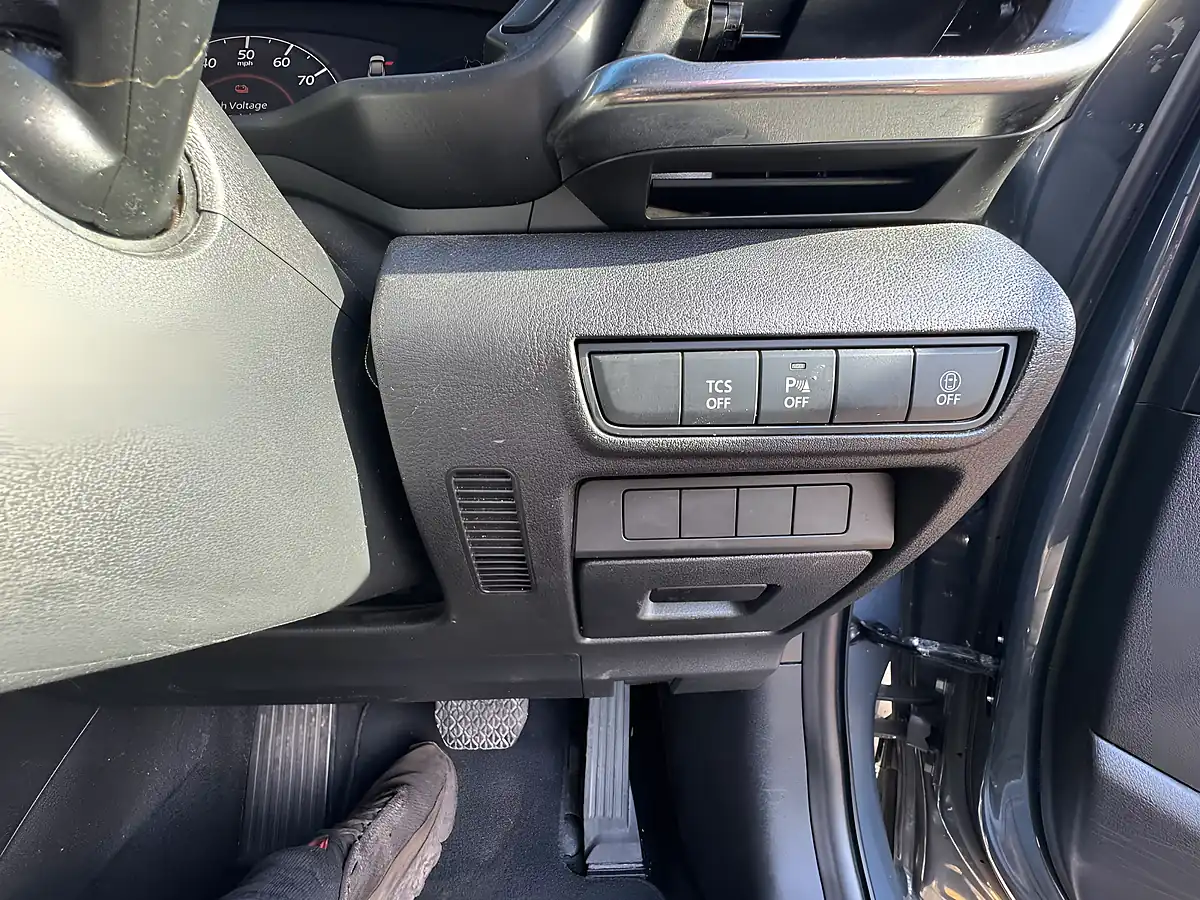 Used 2022 Mazda MX-30 Se-L Lux Grey - Interior and Exterior details 15