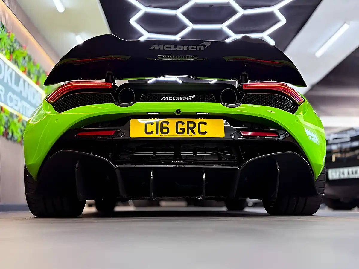Used 2022 Mclaren 720S Green - Interior and Exterior details 19