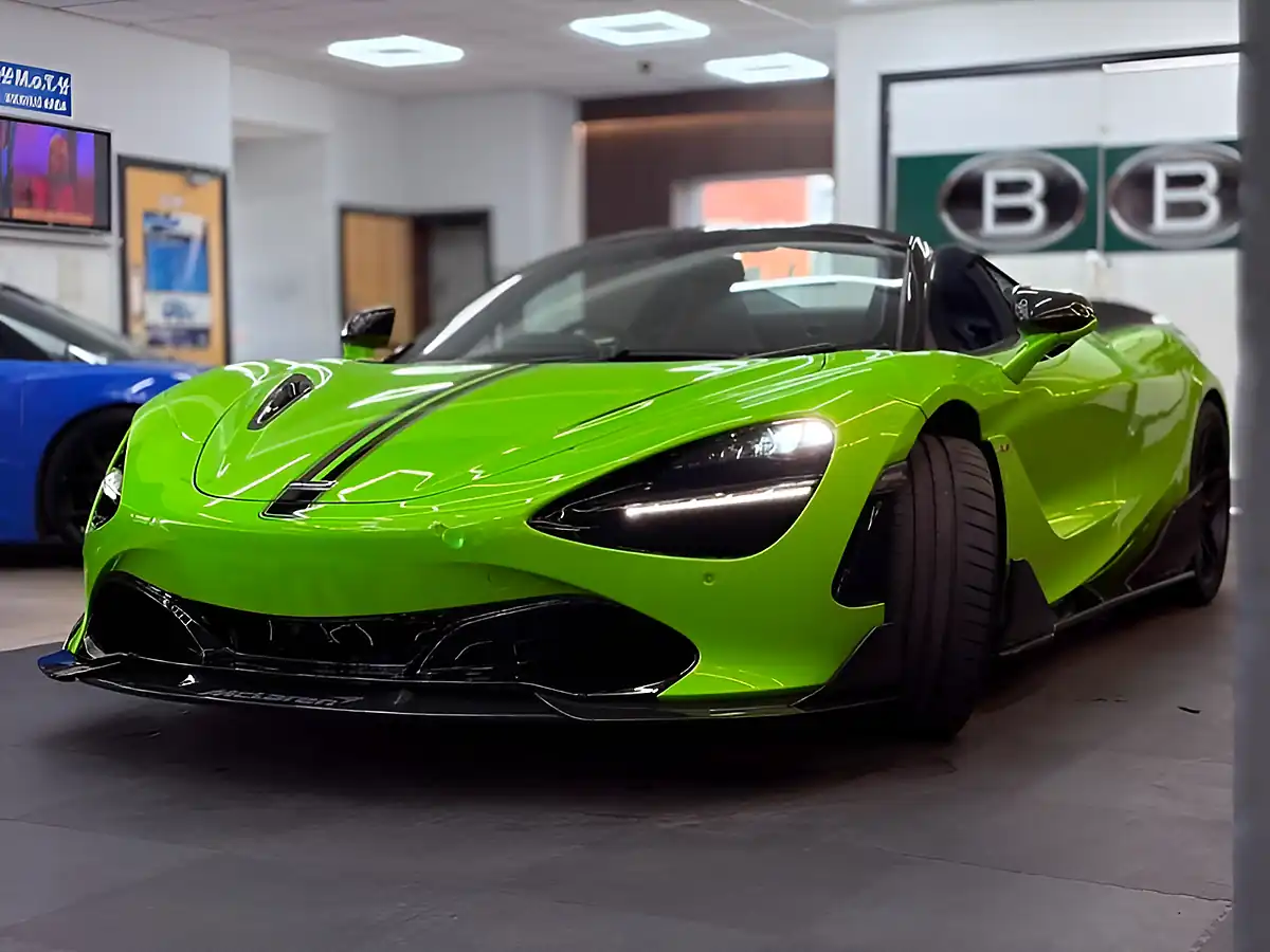 Used 2022 Mclaren 720S Green - Interior and Exterior details 6