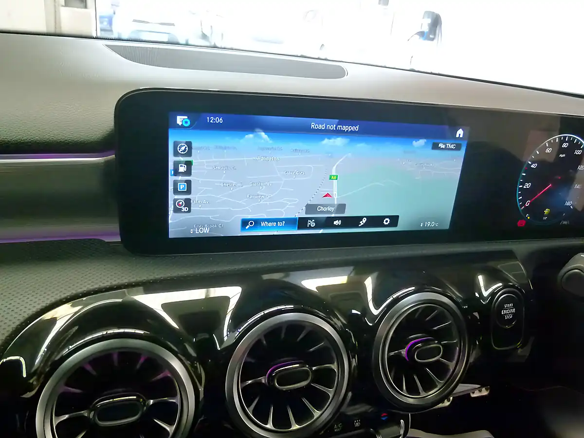 Used 2022 Mercedes 250 AMG Line Executive White - Interior and Exterior details 15