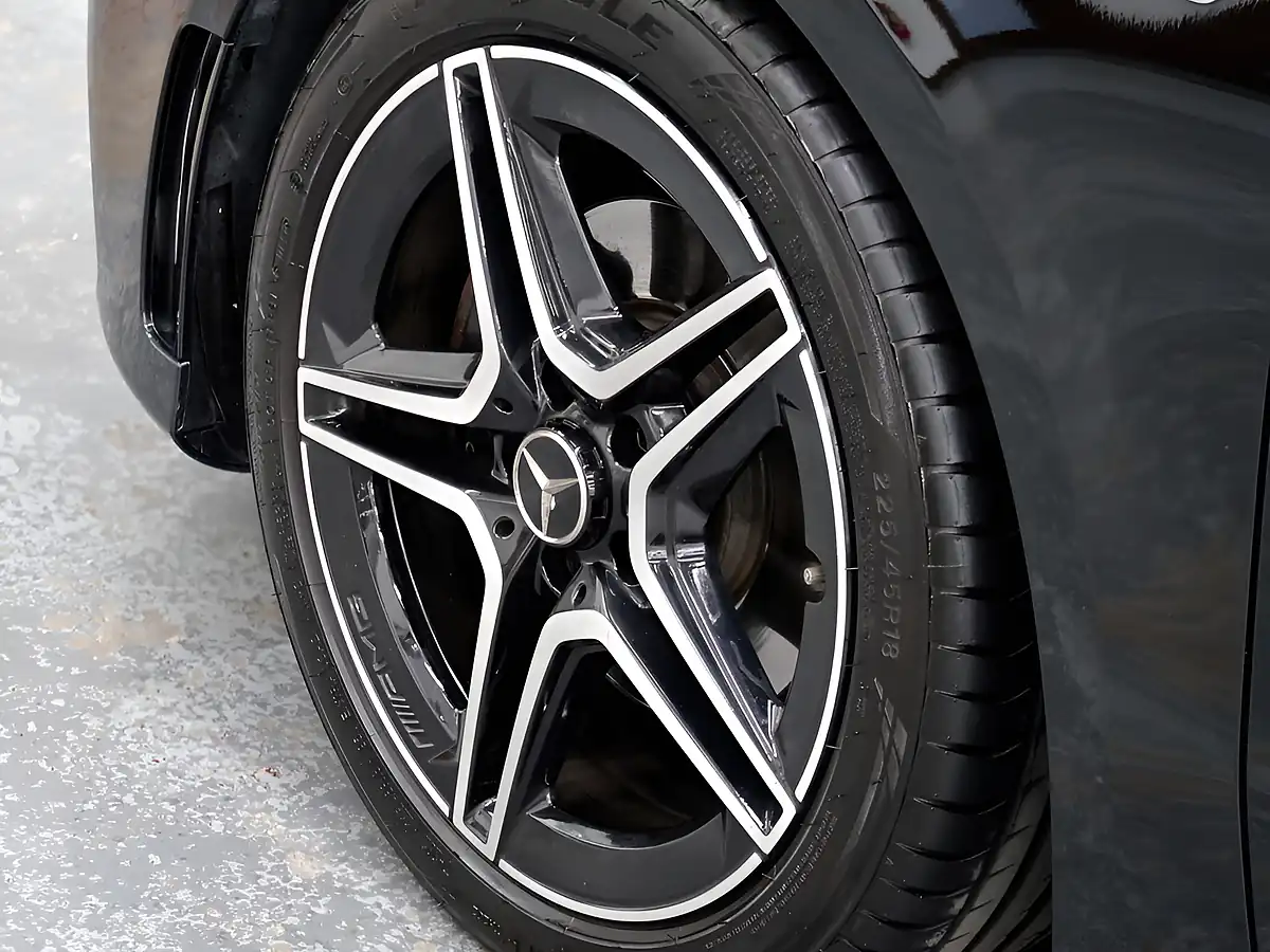 Used 2022 Mercedes-Benz a Class AMG Line Edition (executive) Black - Interior and Exterior details 20