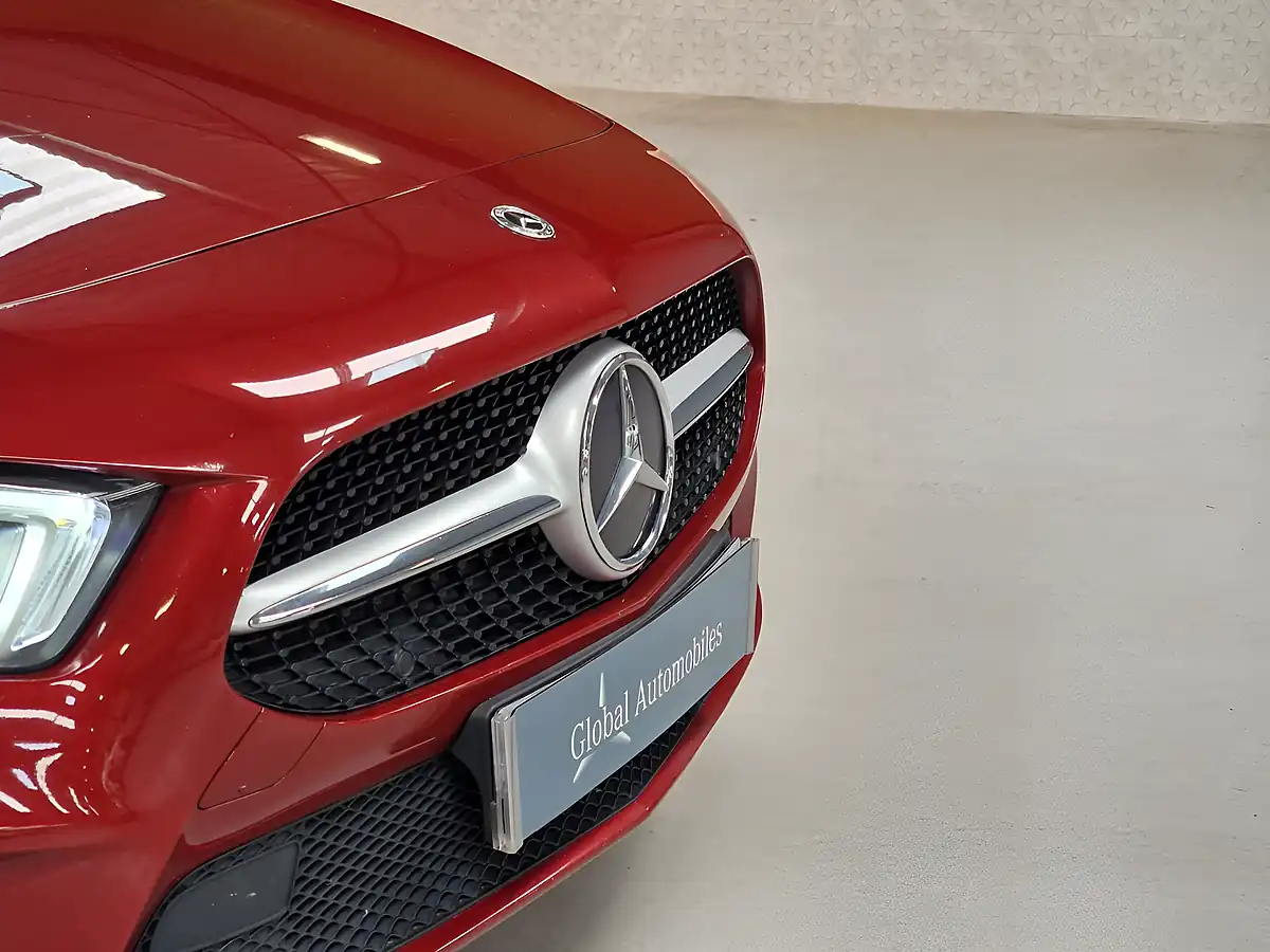 Used 2022 Mercedes-Benz a-Class Sport Edition Executive Patagonia Red - Interior and Exterior details 9