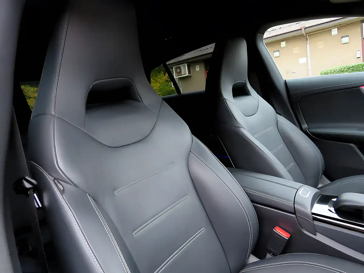 Used 2022 Mercedes-Benz Cla Class AMG Line (executive) Grey - Interior and Exterior details 16