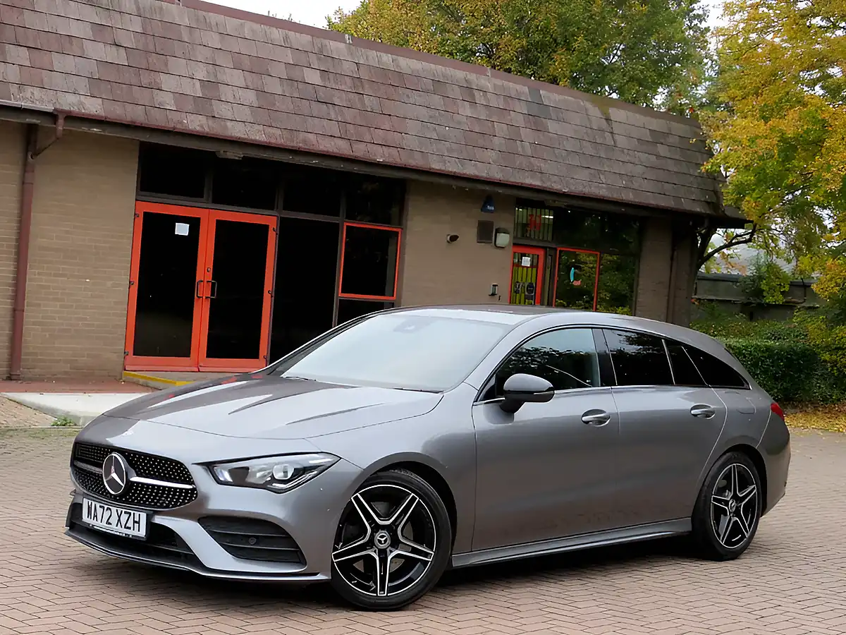 Used 2022 Mercedes-Benz Cla Class AMG Line (executive) Grey - Interior and Exterior details 7