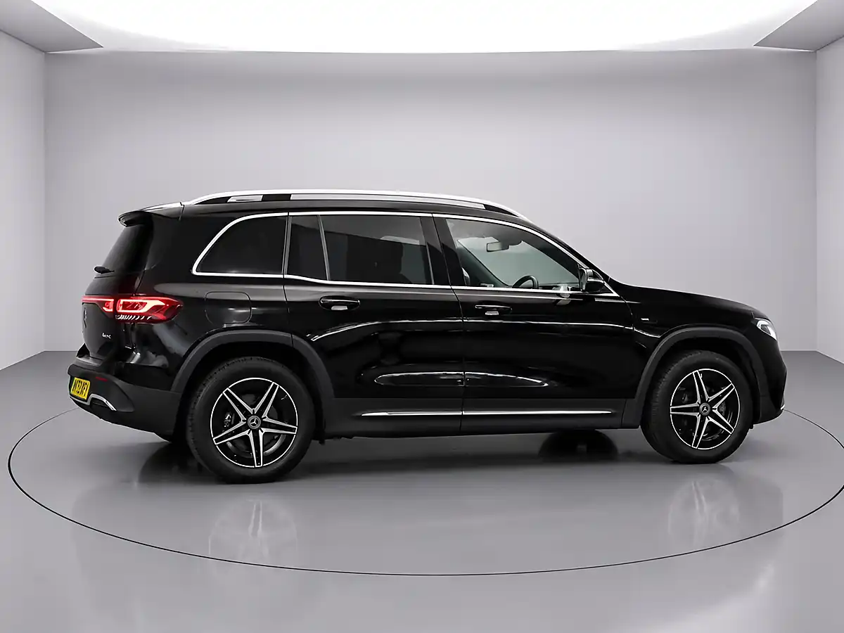 Used 2022 Mercedes-Benz Eqb AMG Line Black - Interior and Exterior details 3