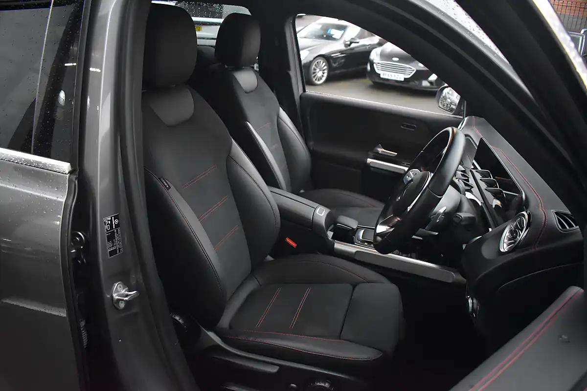 Used 2022 Mercedes-Benz Eqb AMG Line Mountain Grey - Interior and Exterior details 7