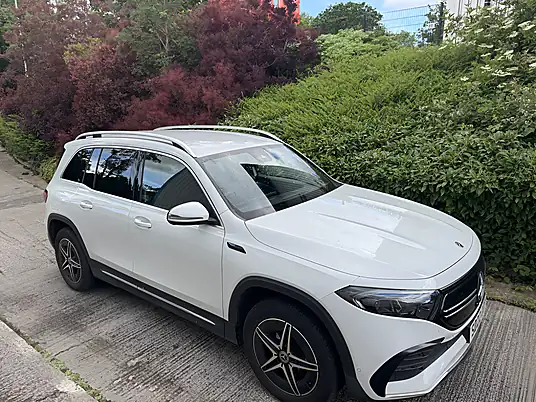 2022 Mercedes-Benz EQB 300 AMG Line