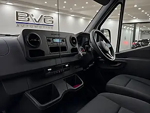 Used 2022 Mercedes-Benz Esprinter Progressive White - Interior and Exterior details 14