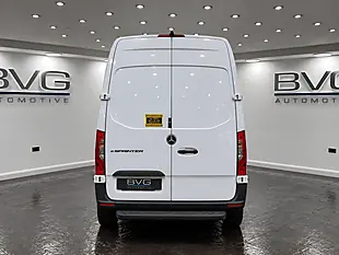 Used 2022 Mercedes-Benz Esprinter Progressive White - Interior and Exterior details 8