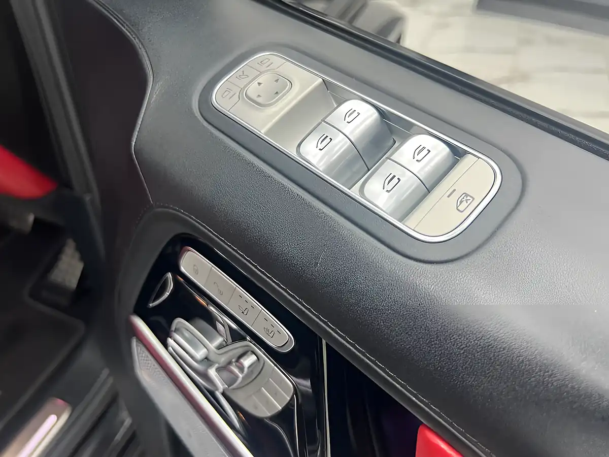 Used 2022 Mercedes-Benz G-Class AMG Carbon Edition Black - Interior and Exterior details 13