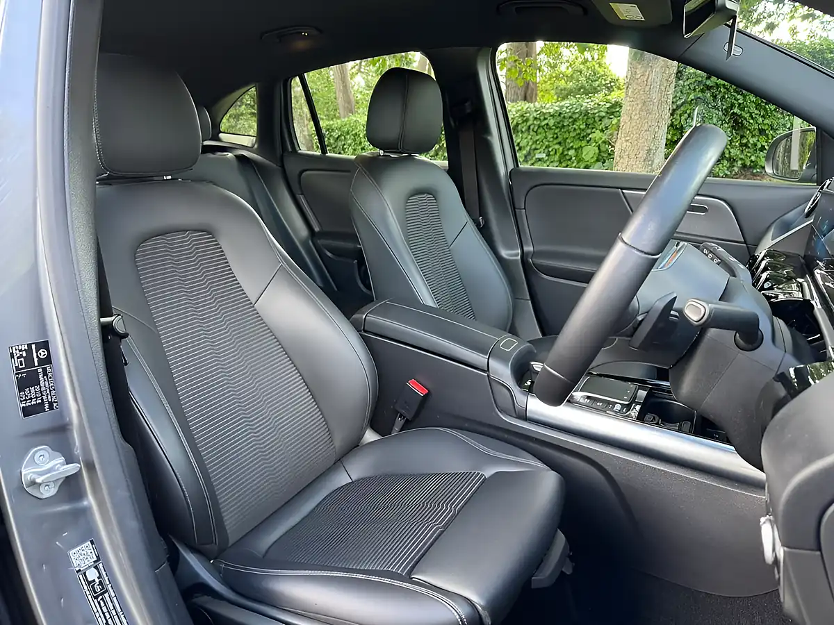 Used 2022 Mercedes-Benz Gla Sport (executive) Grey - Interior and Exterior details 15