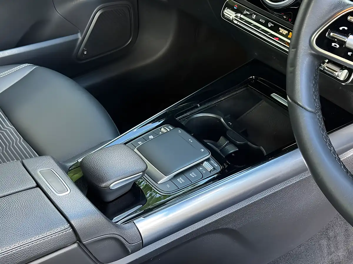 Used 2022 Mercedes-Benz Gla Sport (executive) Grey - Interior and Exterior details 16