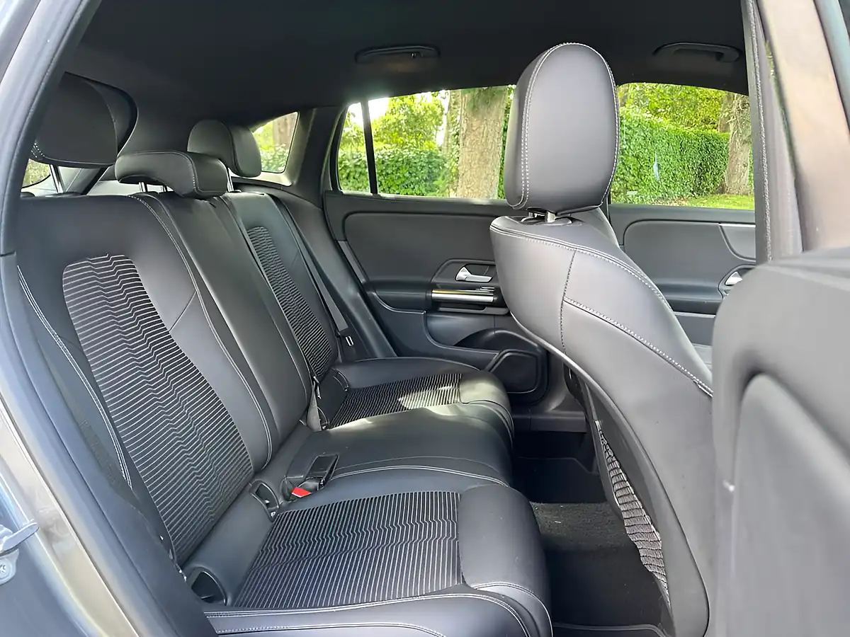 Used 2022 Mercedes-Benz Gla Sport (executive) Grey - Interior and Exterior details 19