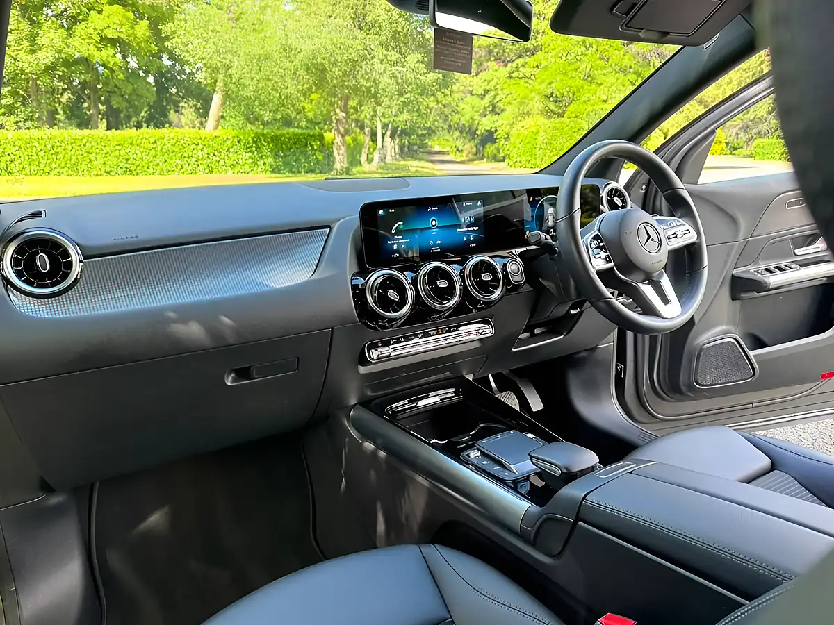 Used 2022 Mercedes-Benz Gla Sport (executive) Grey - Interior and Exterior details 20