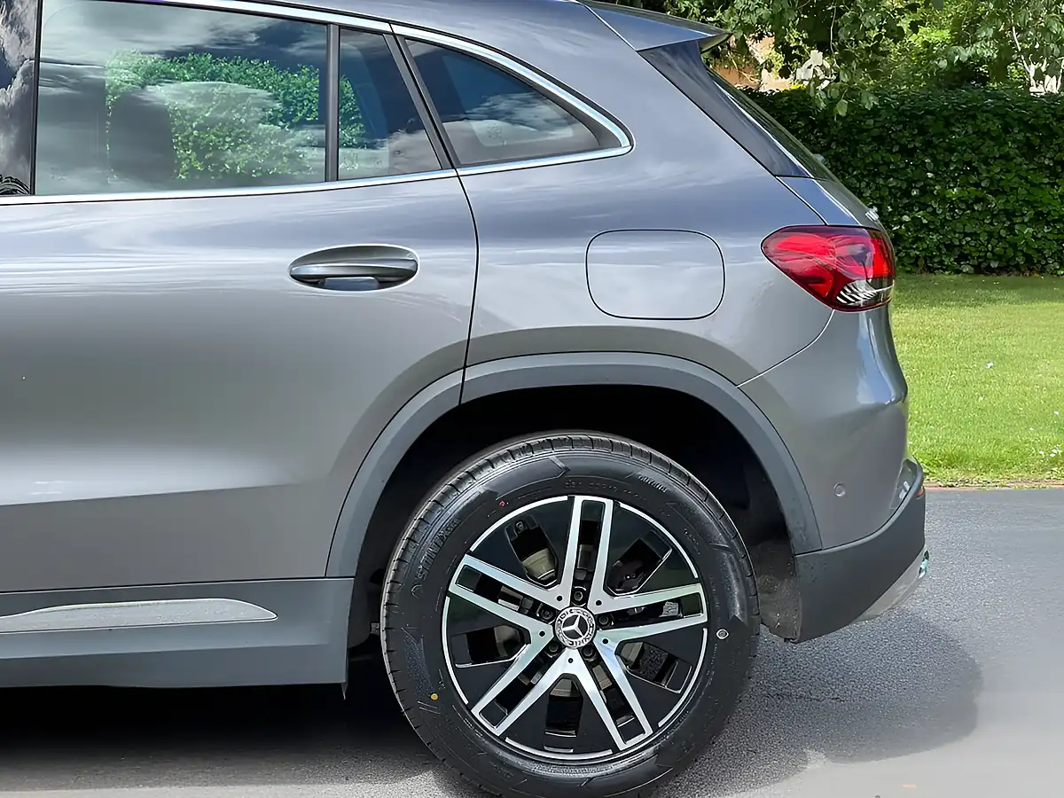Used 2022 Mercedes-Benz Gla Sport (executive) Grey - Interior and Exterior details 9