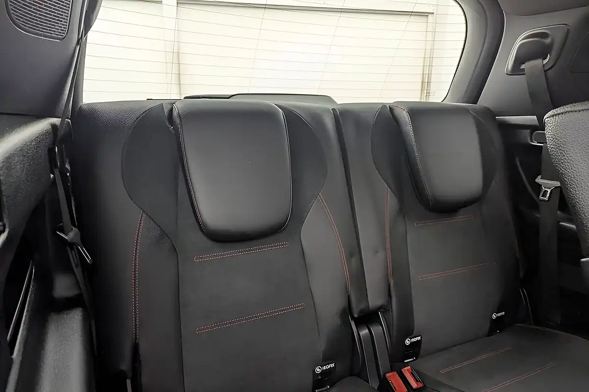 Used 2022 Mercedes-Benz Glb AMG Line Grey - Interior and Exterior details 11