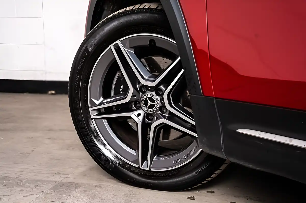 Used 2022 Mercedes-Benz Glb AMG Line Patagonia Red - Interior and Exterior details 14