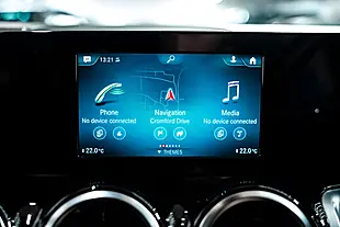 Used 2022 Mercedes-Benz Glb AMG Line Patagonia Red - Interior and Exterior details 9