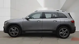 Used 2022 Mercedes-Benz Glb AMG Line (premium 2) Grey - Interior and Exterior details 6