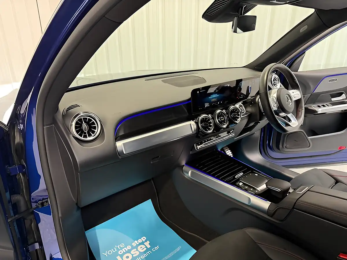 Used 2022 Mercedes-Benz Glb AMG Line (premium) Galaxy Blue - Interior and Exterior details 11