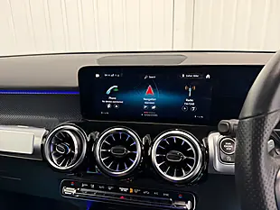 Used 2022 Mercedes-Benz Glb AMG Line (premium) Galaxy Blue - Interior and Exterior details 18