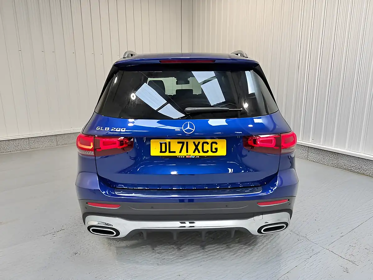 Used 2022 Mercedes-Benz Glb AMG Line (premium) Galaxy Blue - Interior and Exterior details 7