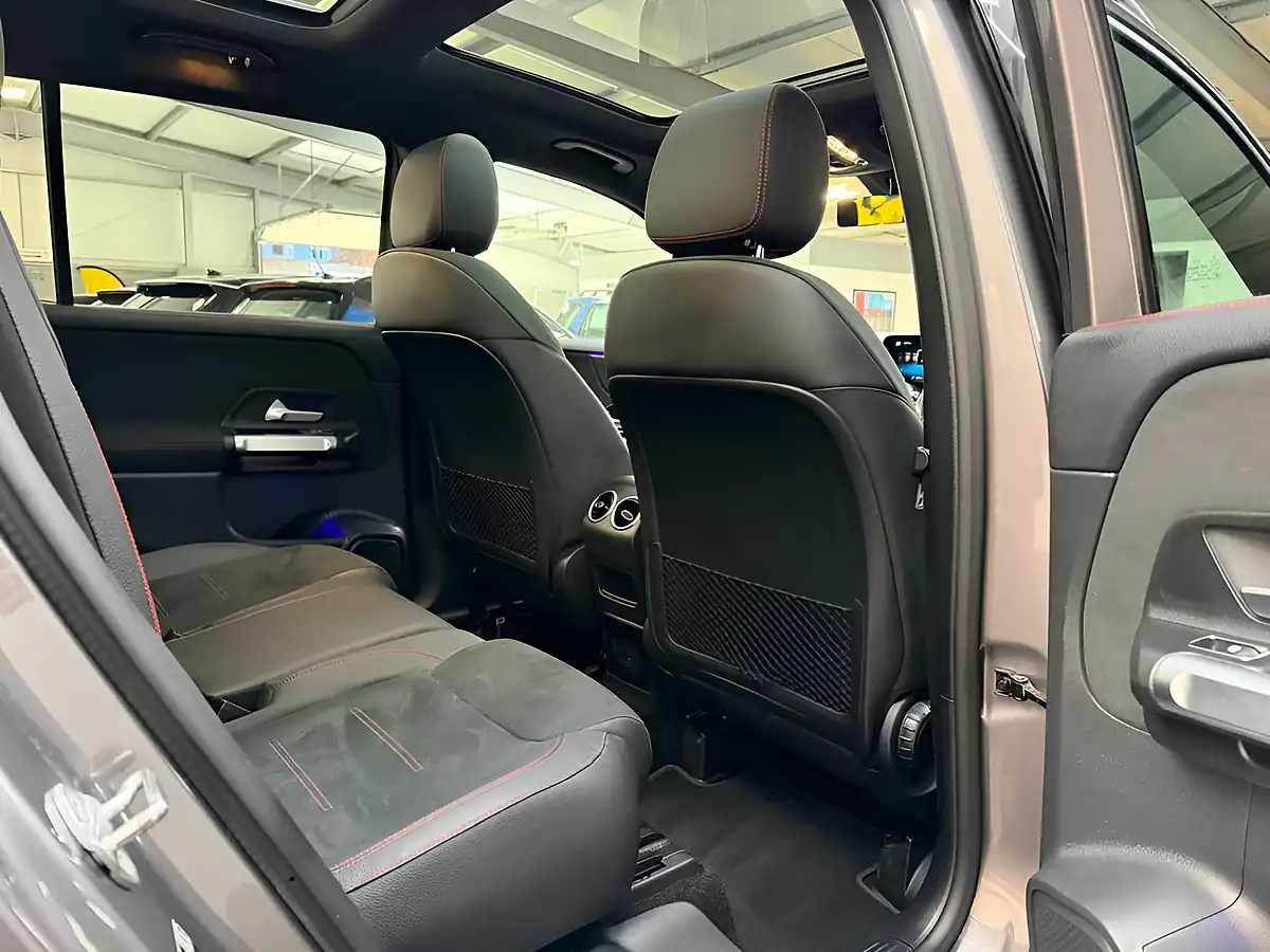 Used 2022 Mercedes-Benz Glb AMG Line (premium Plus 2) Grey - Interior and Exterior details 14