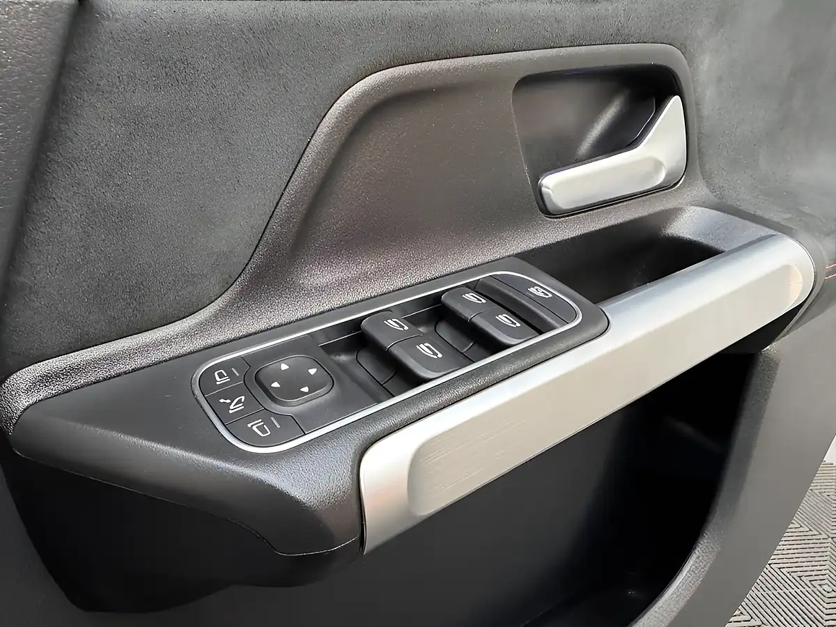 Used 2022 Mercedes-Benz Glb AMG Line (premium Plus 2) Grey - Interior and Exterior details 18