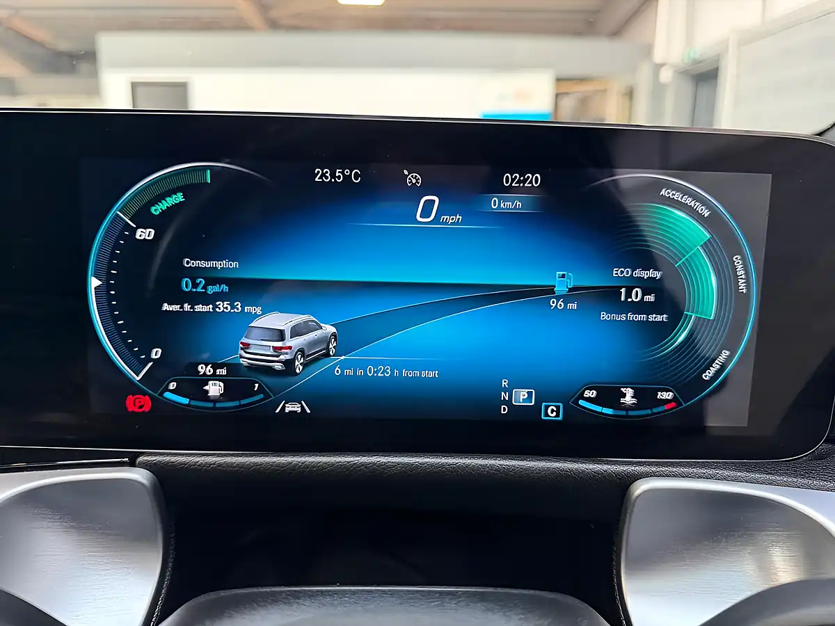 Used 2022 Mercedes-Benz Glb AMG Line (premium Plus 2) Grey - Interior and Exterior details 7