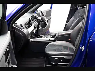 Used 2022 Mercedes-Benz Glb AMG Line (premium Plus) Galaxy Blue - Interior and Exterior details 10