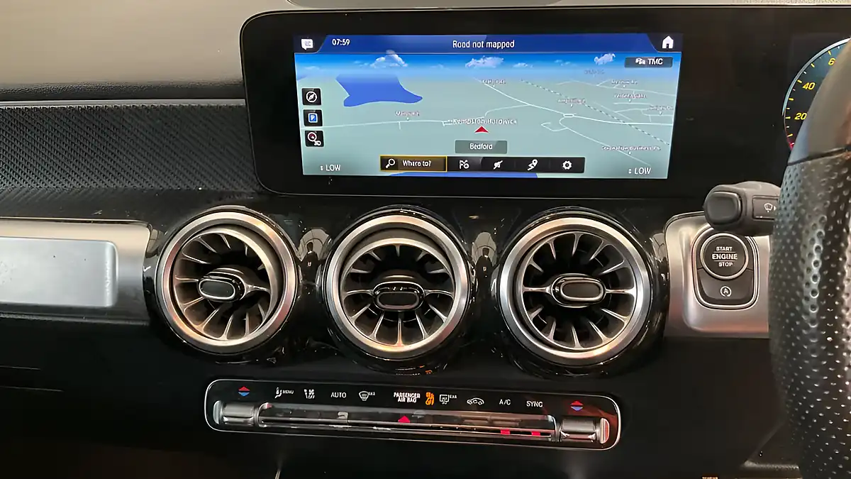 Used 2022 Mercedes-Benz Glb AMG Line (premium) Red - Interior and Exterior details 16