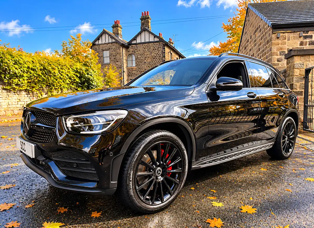 Used 2022 Mercedes-Benz Glc AMG Line Premium Obsidian Black - Interior and Exterior details 4